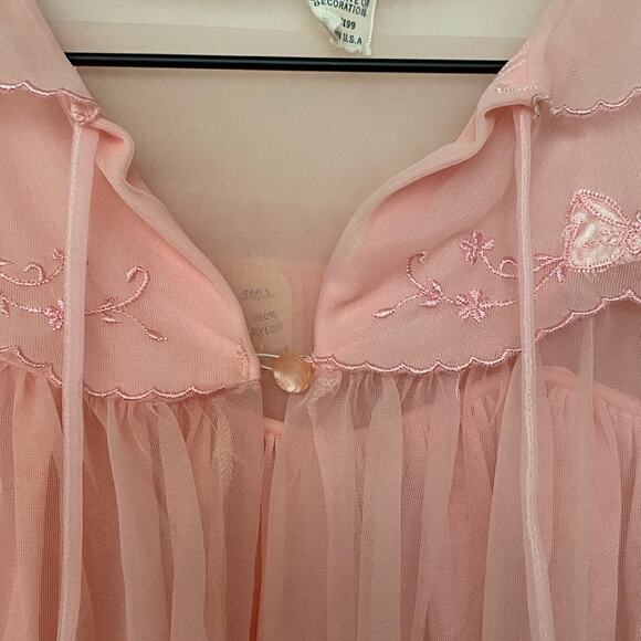 VINTAGE Woman's Size Small Pink Embroidered Sleep Nightgown Set Made In USA - Picture 12 of 16